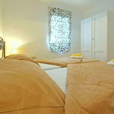 Angelo D Oro Orto * Rovinj